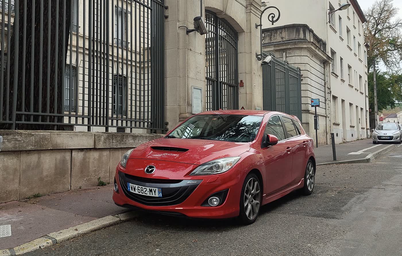 Another Mazda 3 MPS hatchback parked outdoors